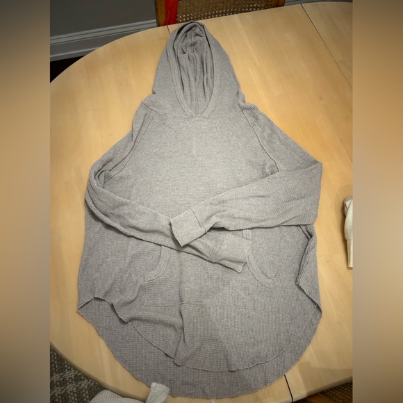 Aritzia tna waffle longsleeve with hood - Picture 1 of 2